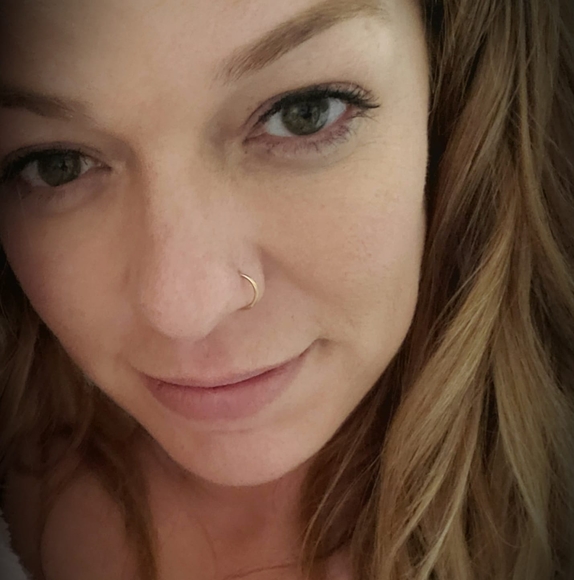 Meet your Posher, Shawna - Picture 1 of 1